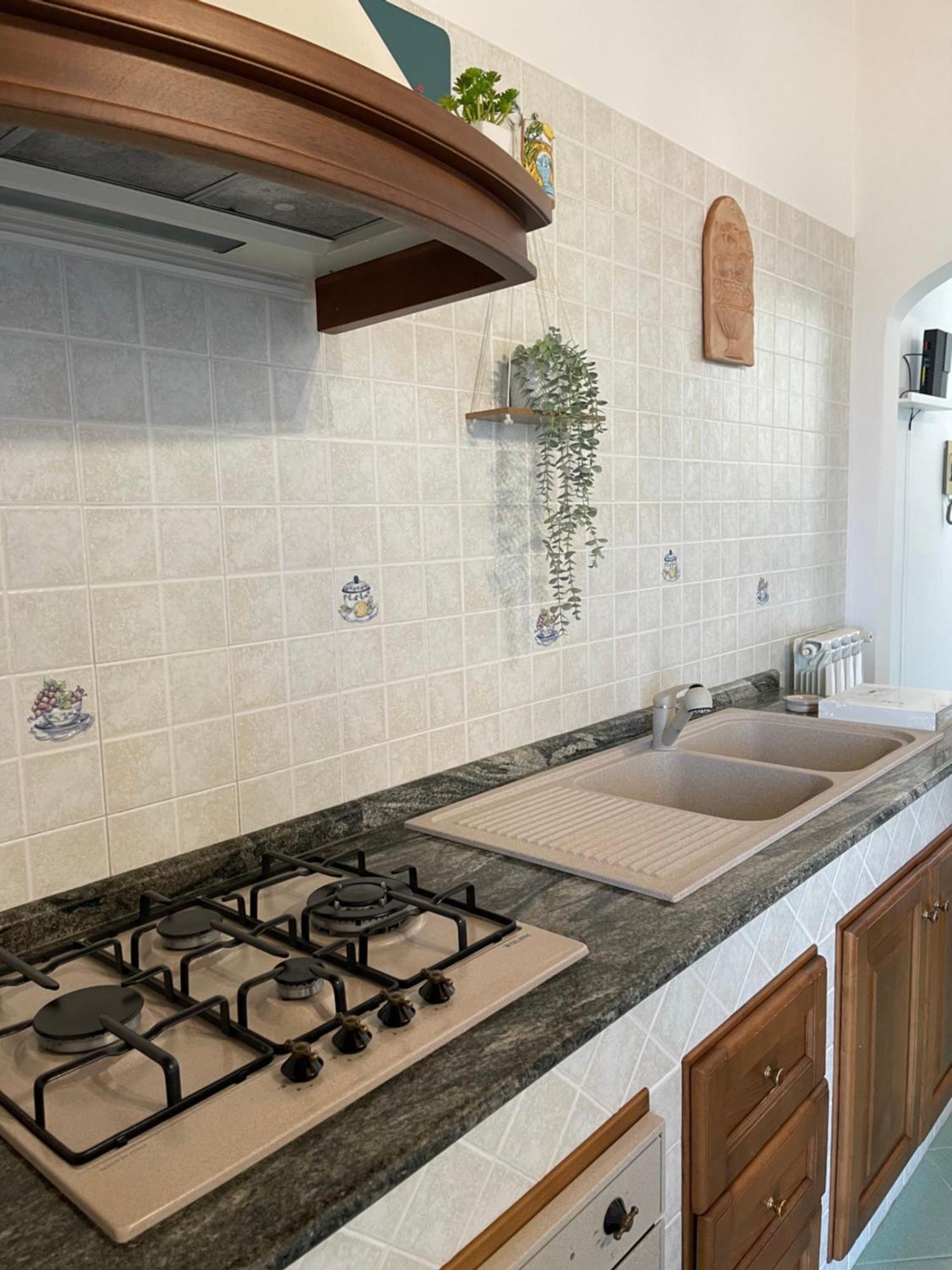 פורורה Seaview Apartments מראה חיצוני תמונה
